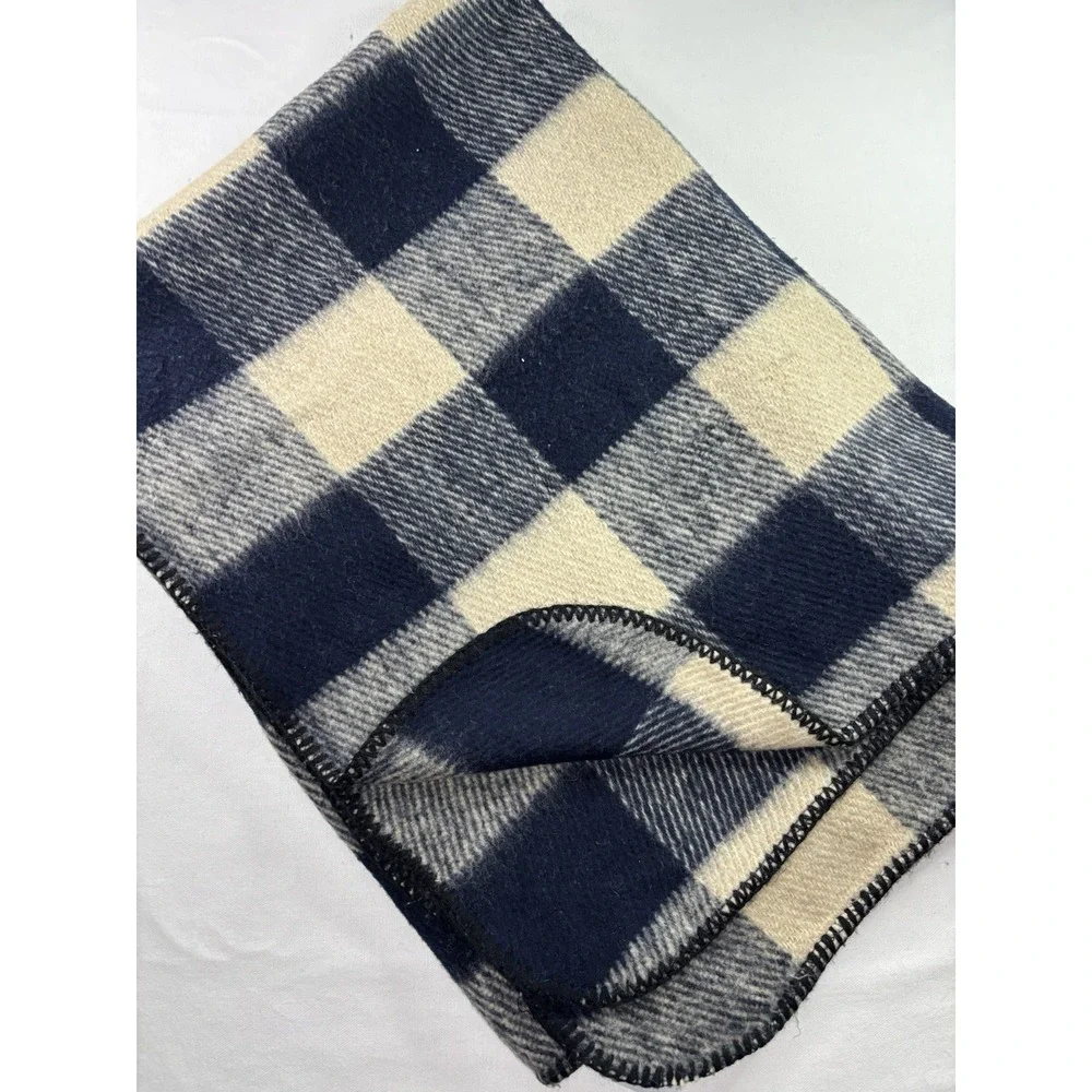 S.D.C. Buffalo Blanket Unisex OS Navy Blue Cream‎ Excellent Plaid Acrylic Throw